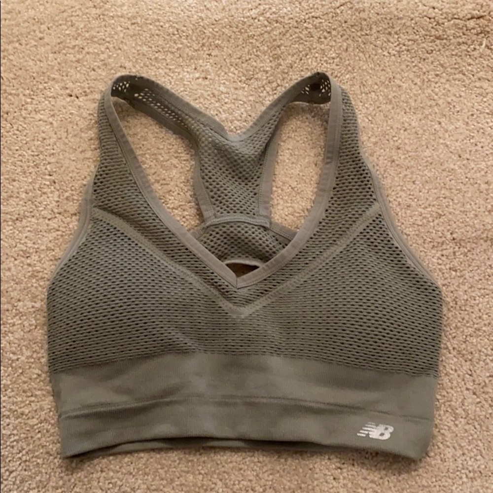 Like new, new balance sports bra